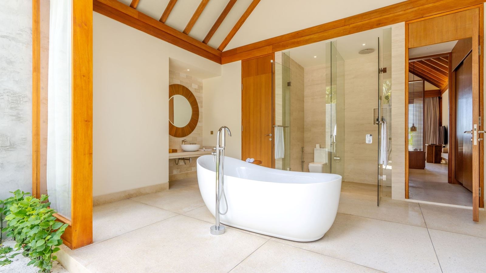 rooms-twobedrooms-beach-residence-with-pool