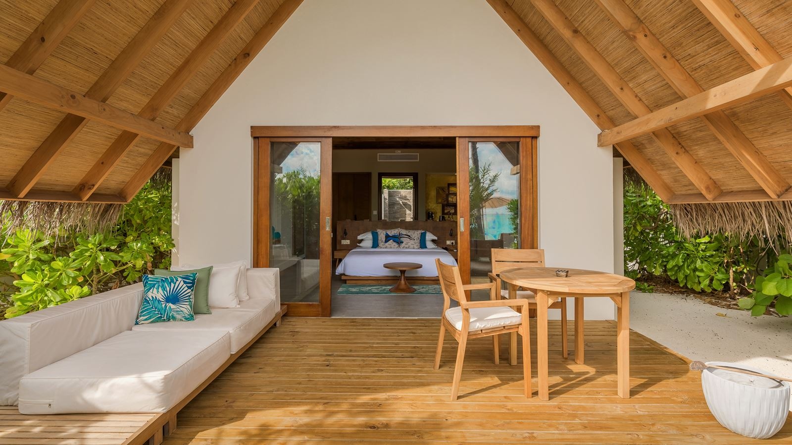 rooms-beach-villa-sunrise