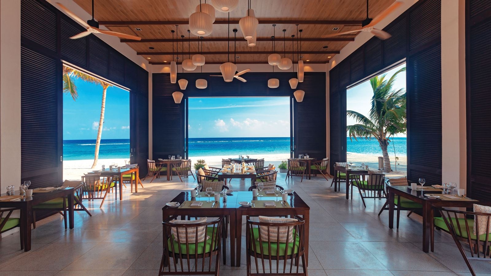 restaurants-the-courtyard