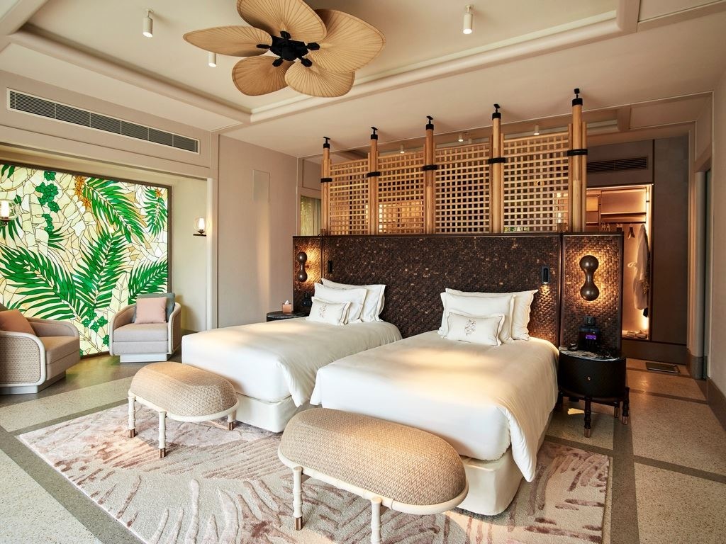 rooms-fourbedroom-beach-residence-with-pool