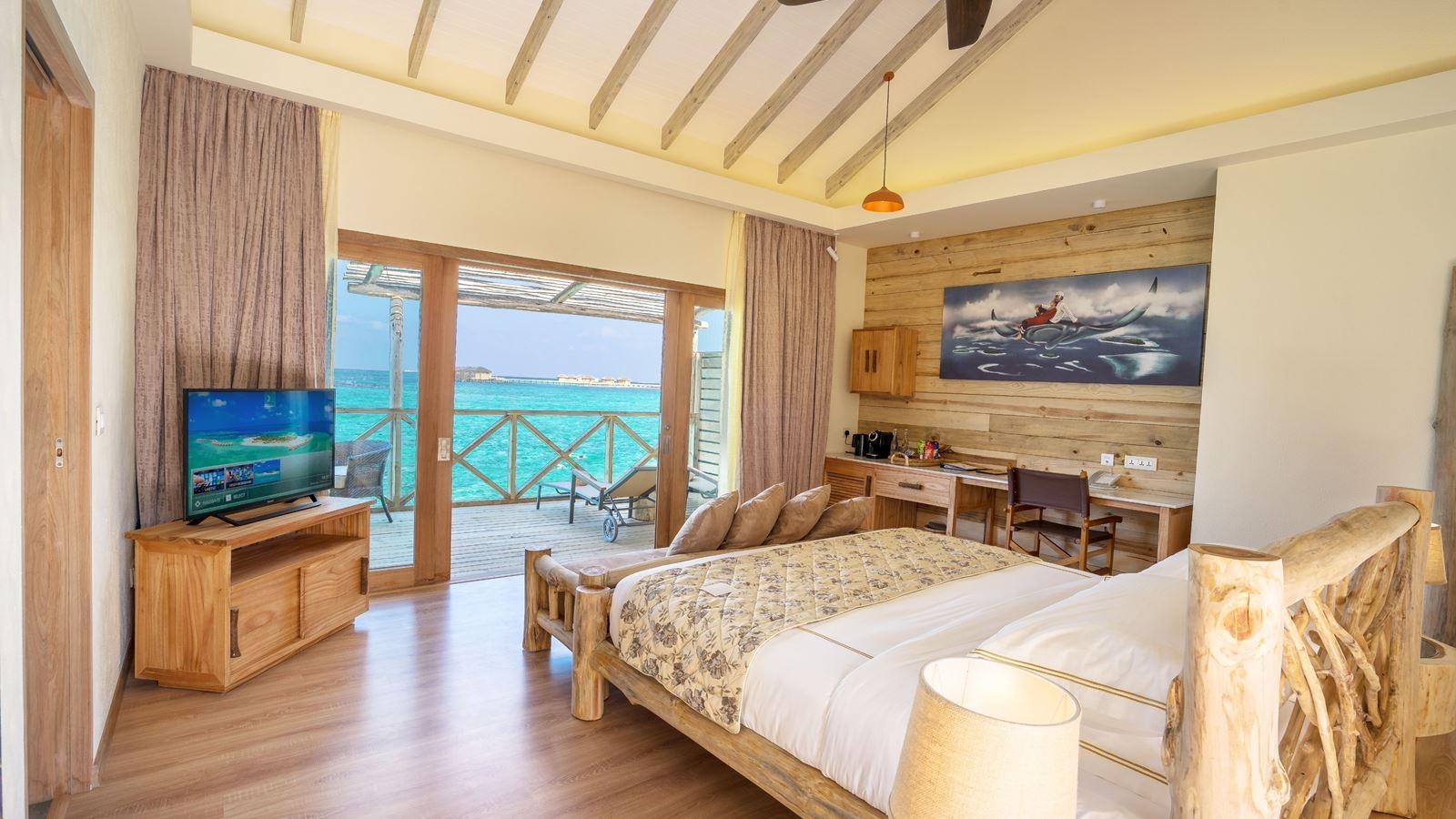 rooms-lagoon-villa