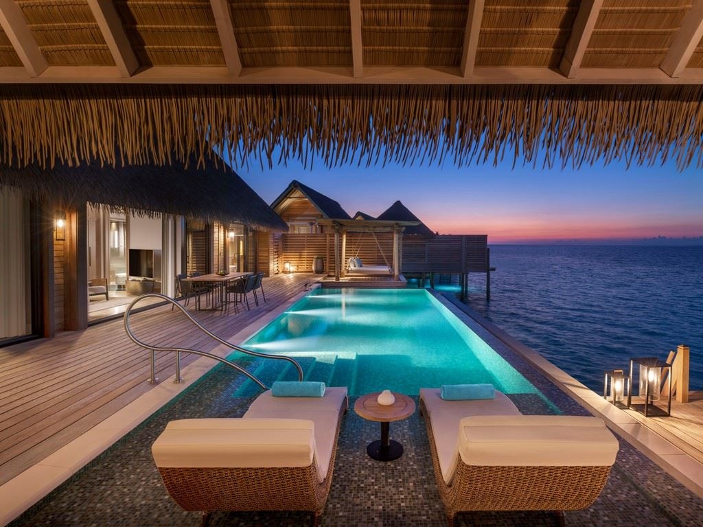 rooms-grand-over-water-villa-with-pool