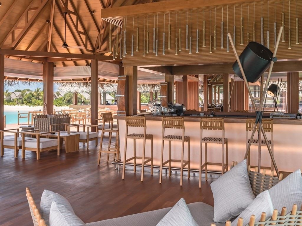 bars-ralu-lounge-bar