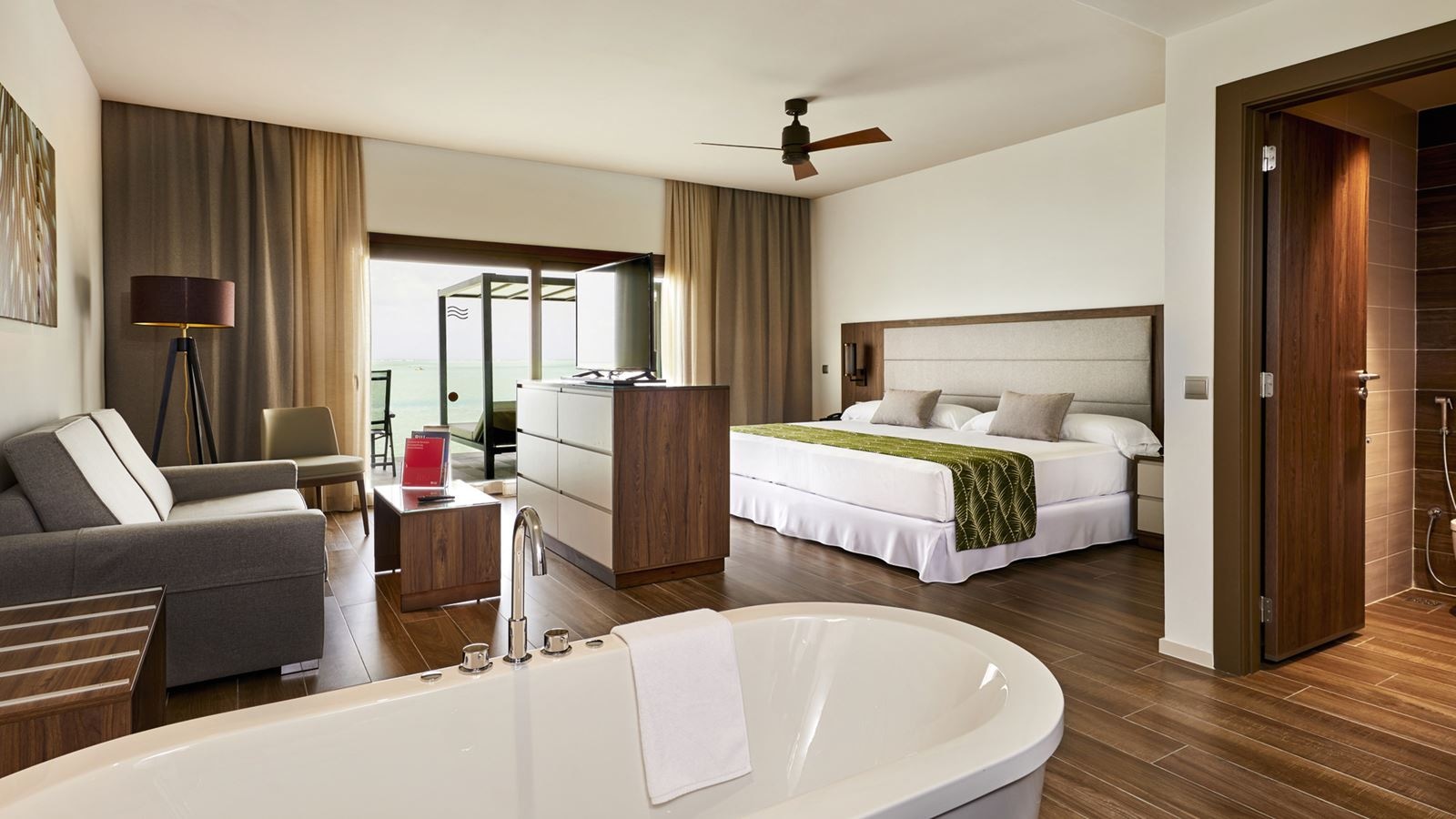 rooms-overwater-superior-jr-suite