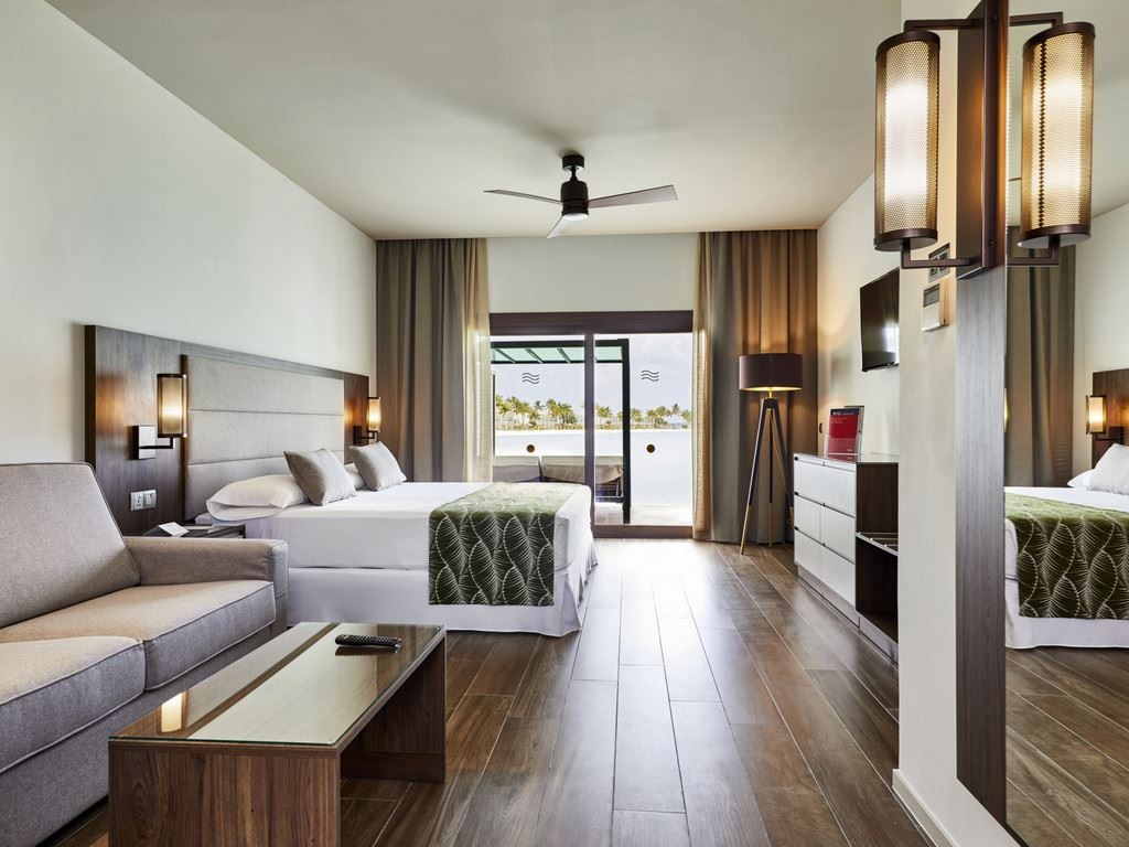 rooms-overwater-jr-suite