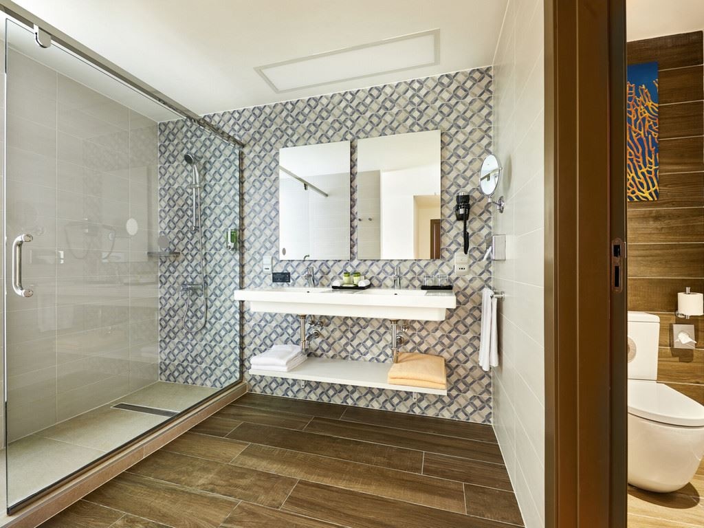 rooms-overwater-jr-suite