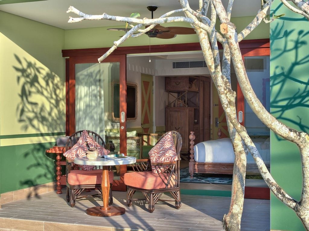 rooms-beach-room--king