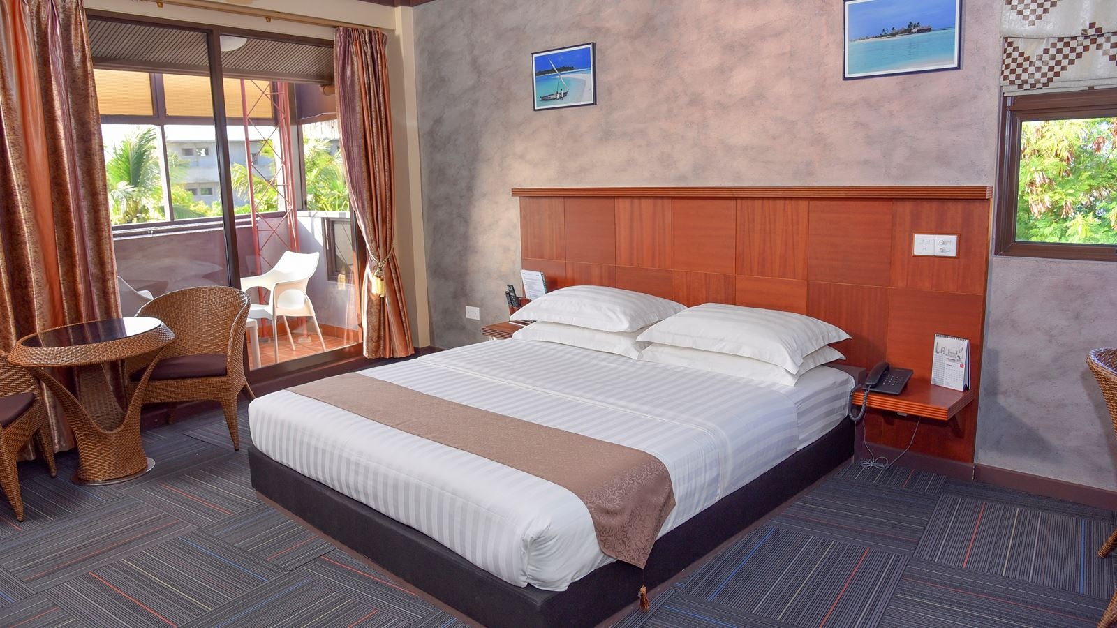 rooms-superior-with-bathtub