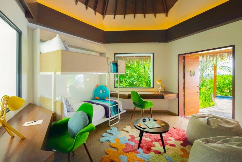 rooms-family-beach-pool-villa