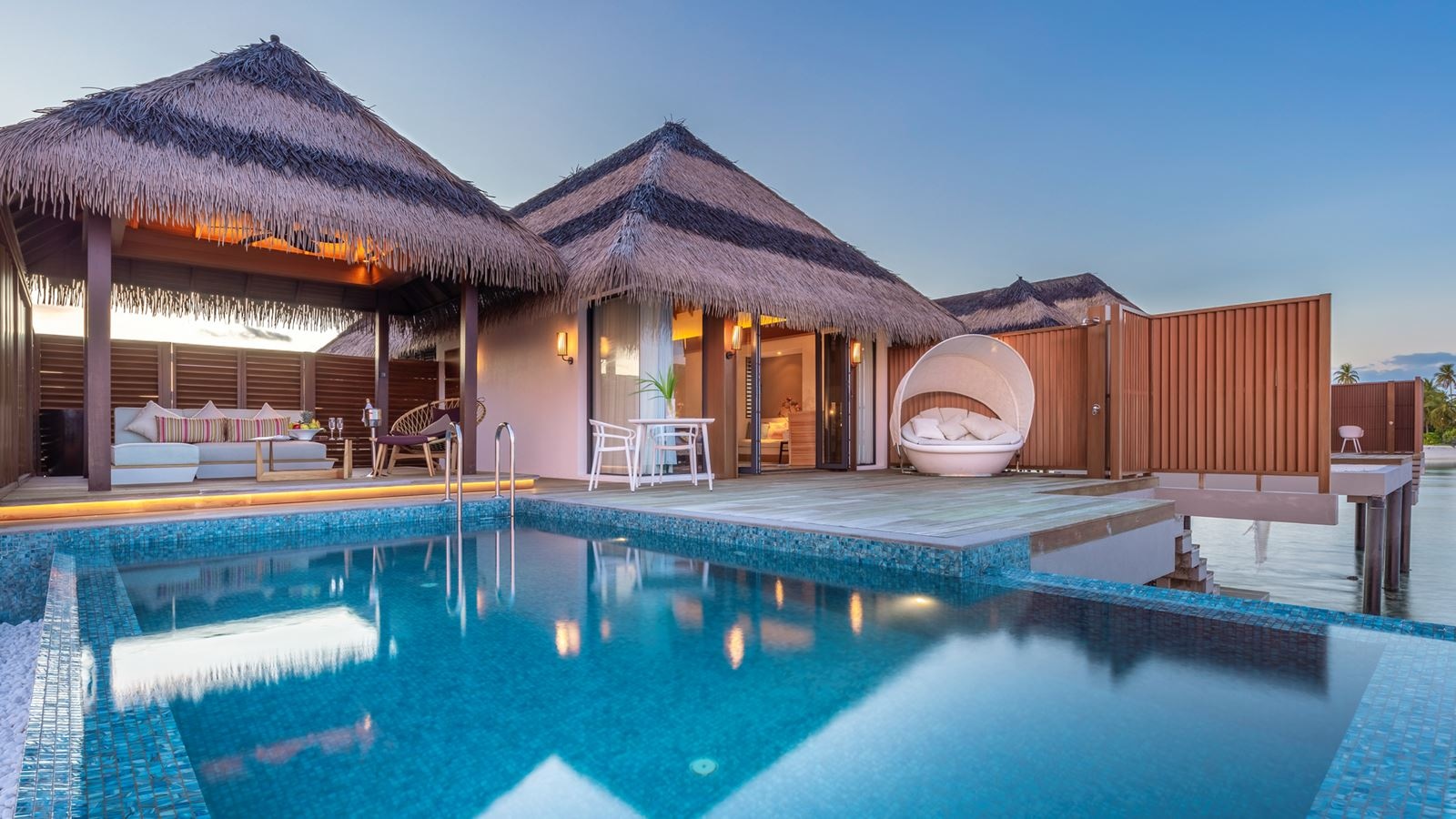 rooms-ocean-pool-villa