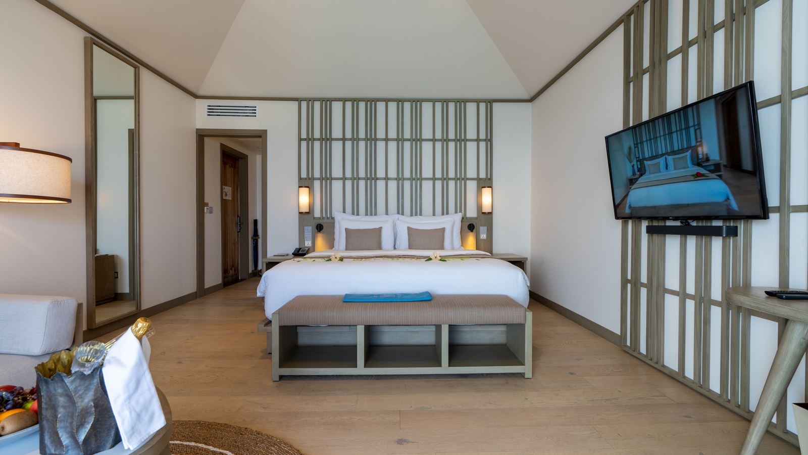 rooms-ocean-pool-villa