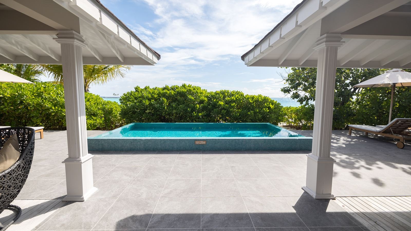 rooms-2-bedroom-ocean-beach-villa-with-pool