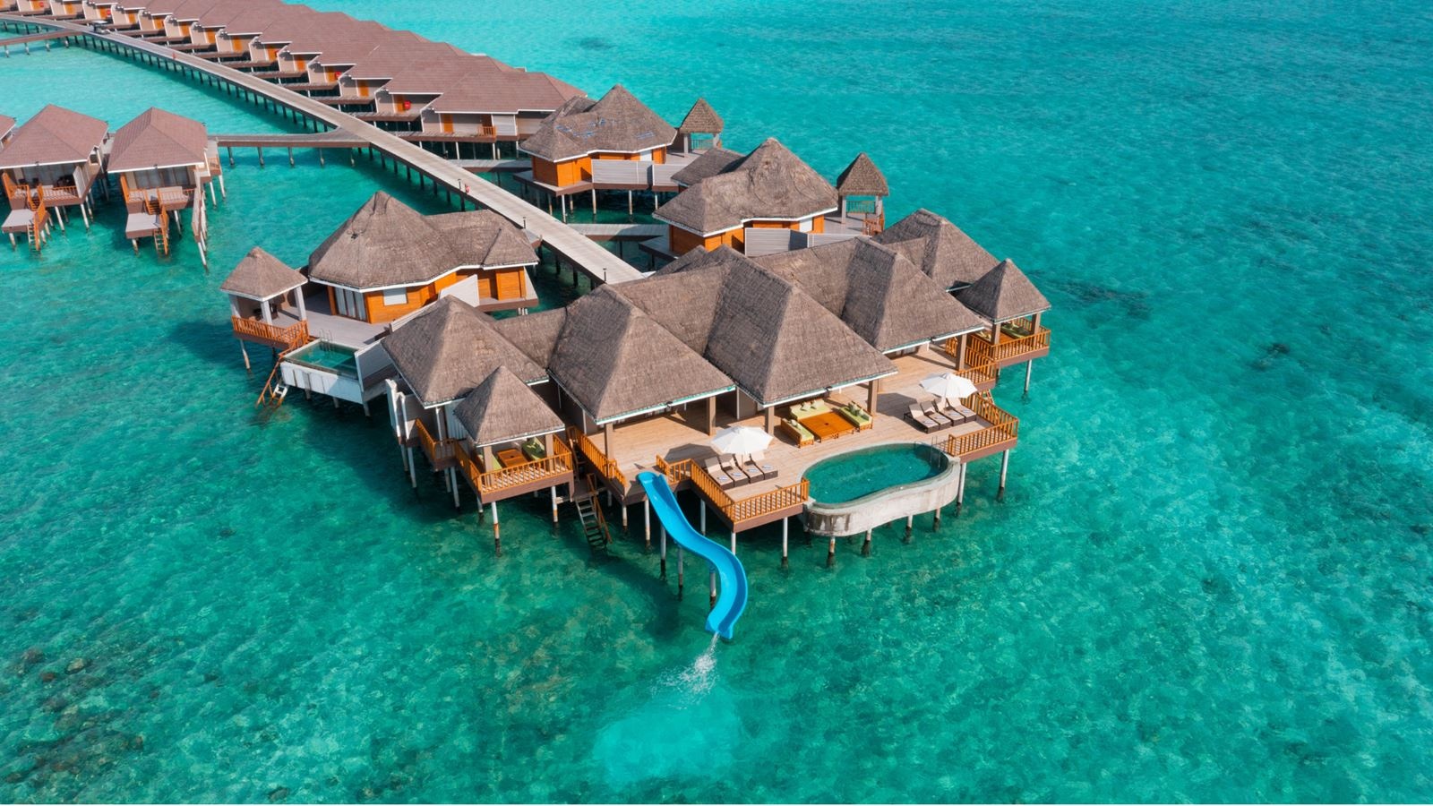 rooms-over-water-residence