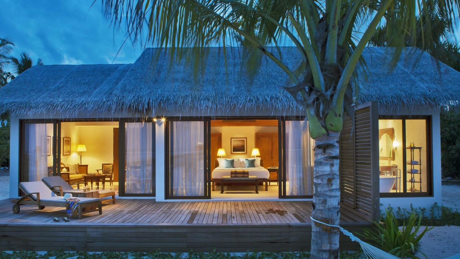 rooms-beach-villa