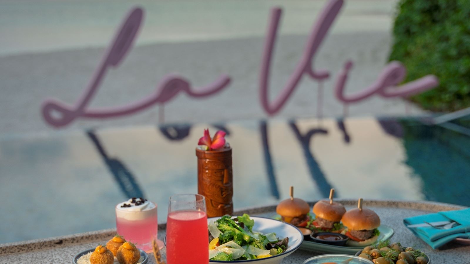 restaurants-riviera-tapas--bar