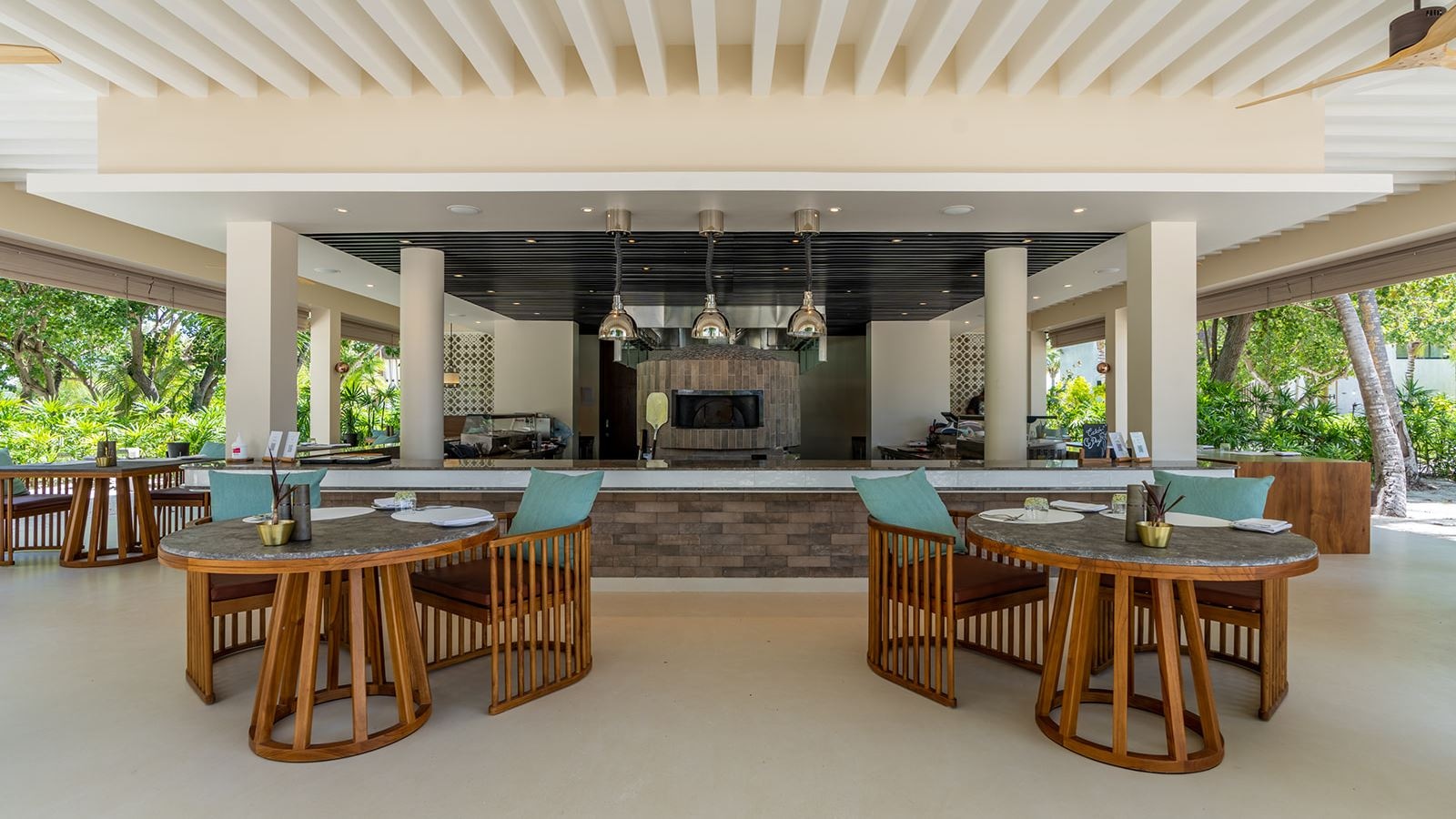 restaurants-med--the-hawkers