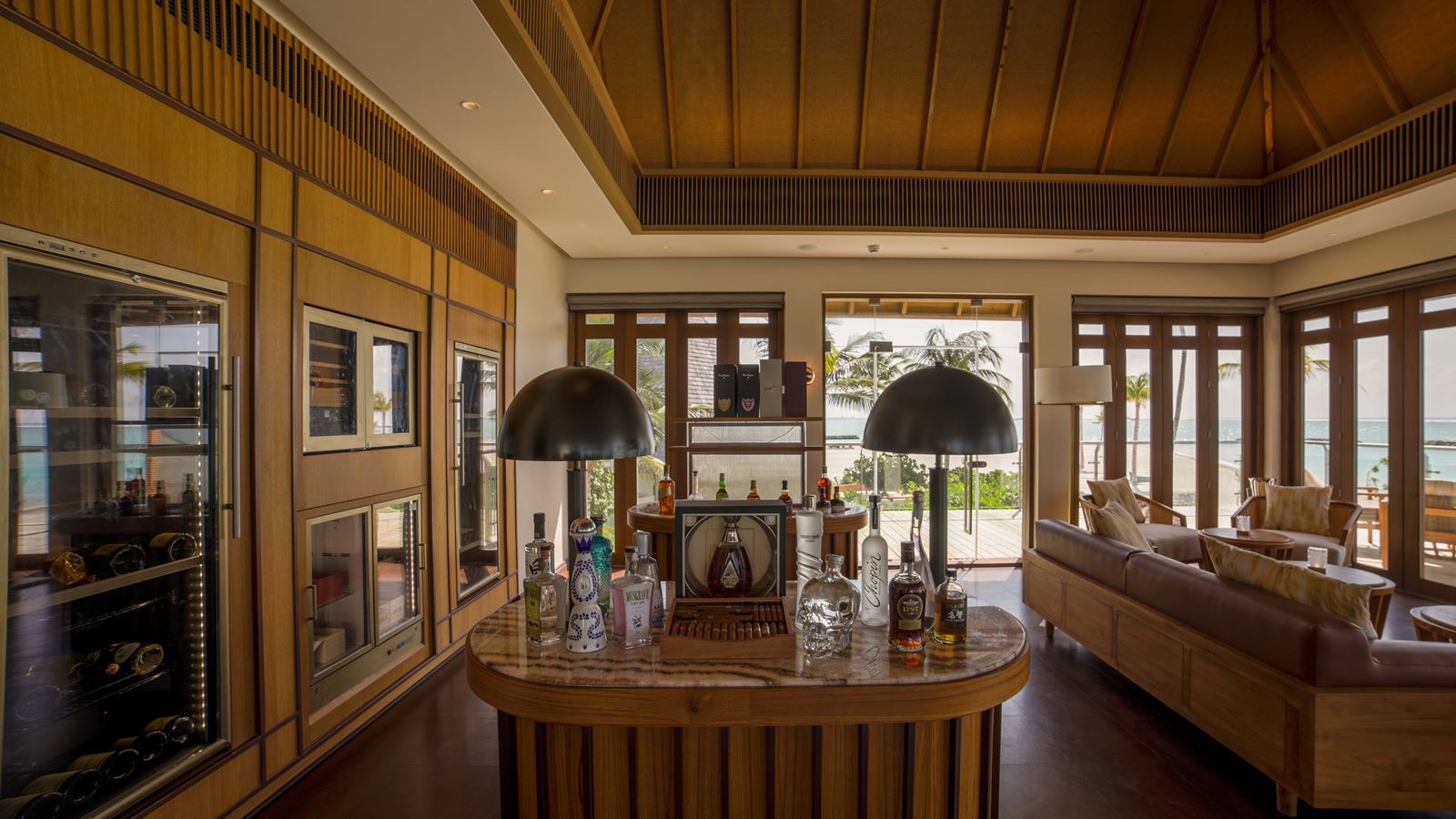 bars-cigar--whiskey-lounge