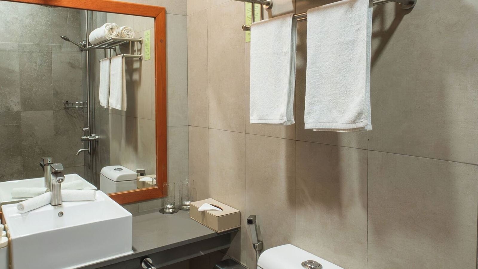 rooms-superior-sea-view--balcony