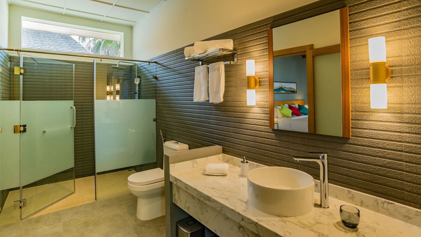 rooms-2-bedroom-family-beach-villa