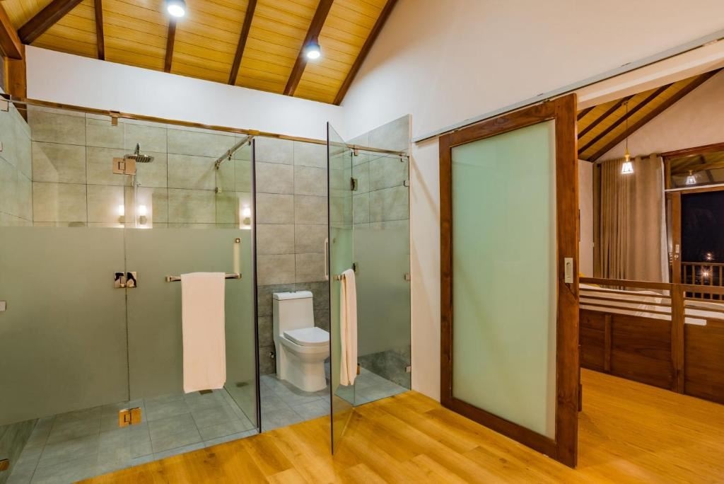 rooms-deluxe-beach-villa