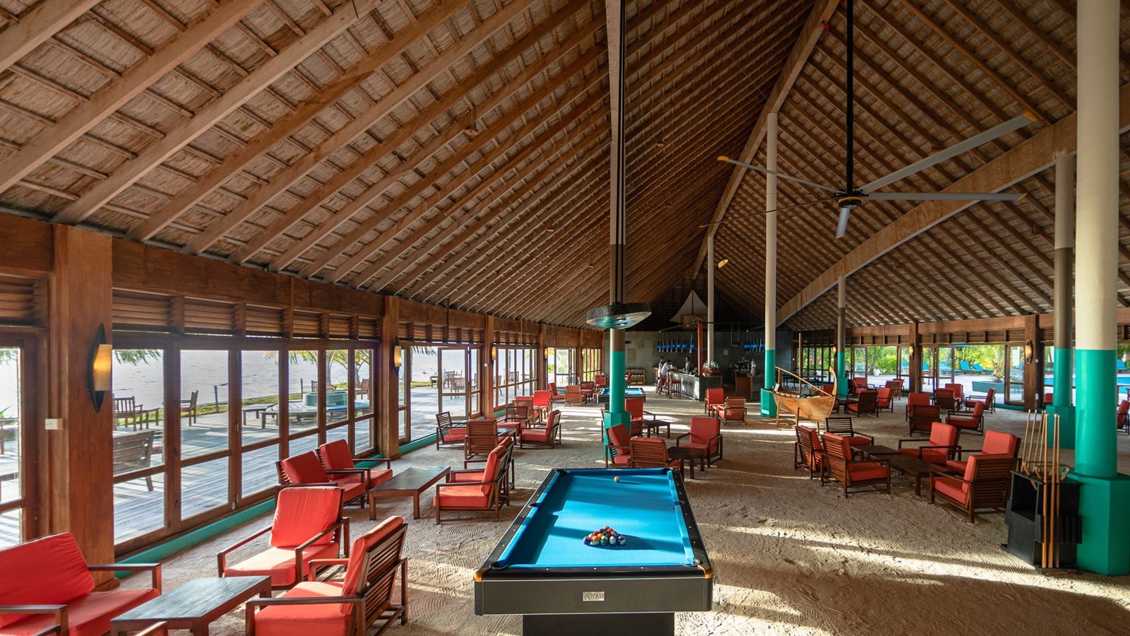 restaurants-dhoni-bar