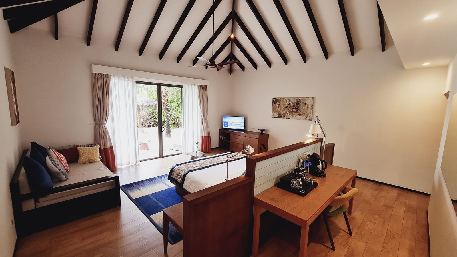 rooms-beach-villa-private-pool-vils1