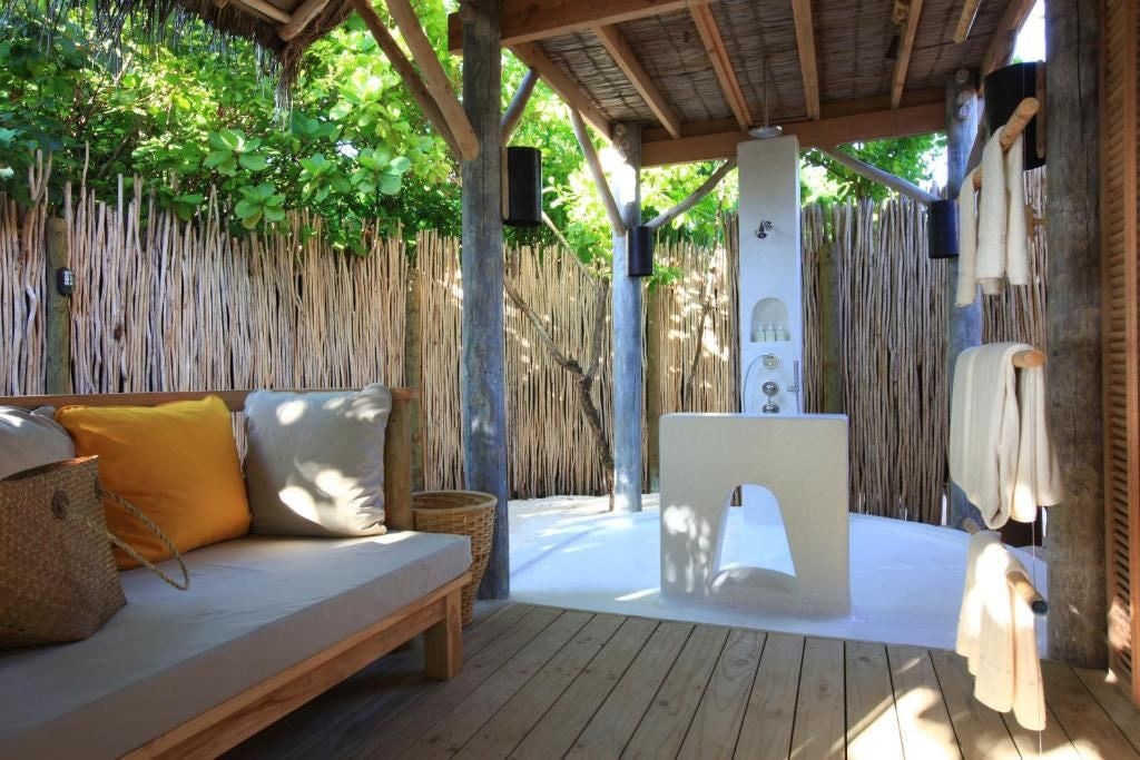 rooms-ocean-beach-villa-with-pool