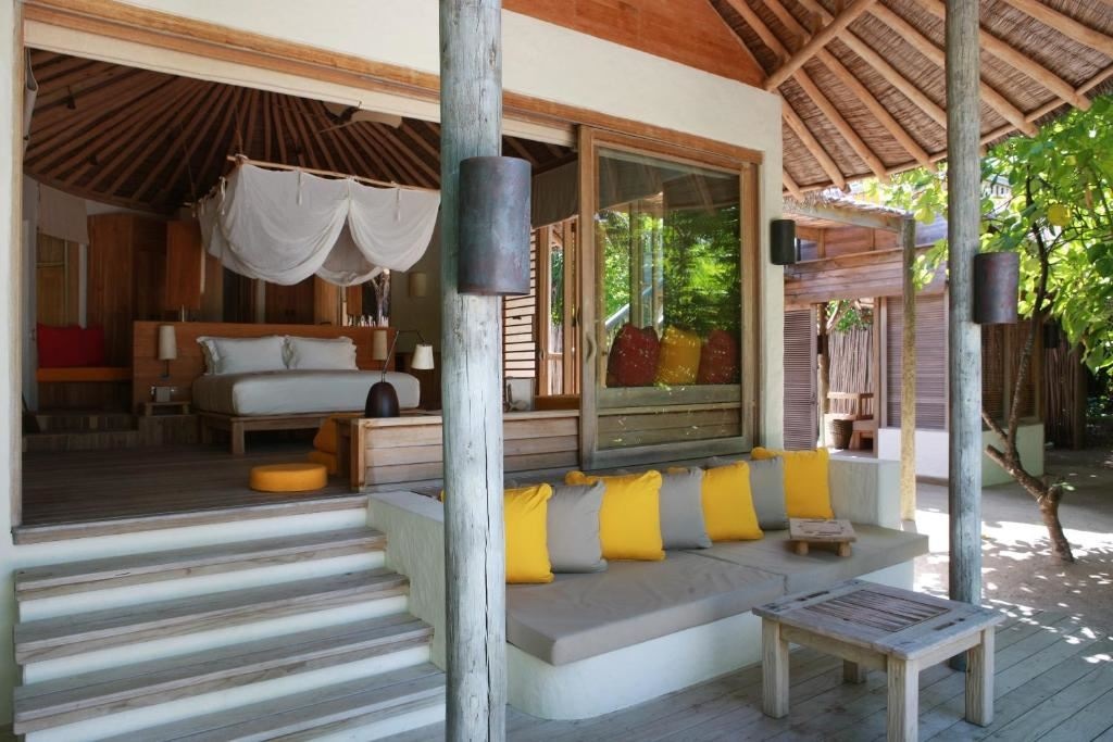 rooms-ocean-beach-villa-with-pool