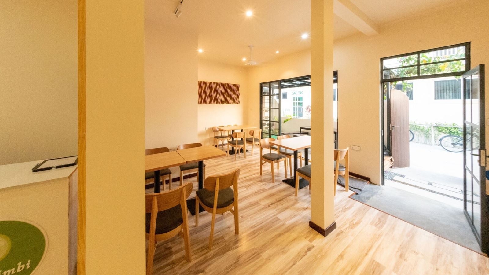 restaurants-restaurants