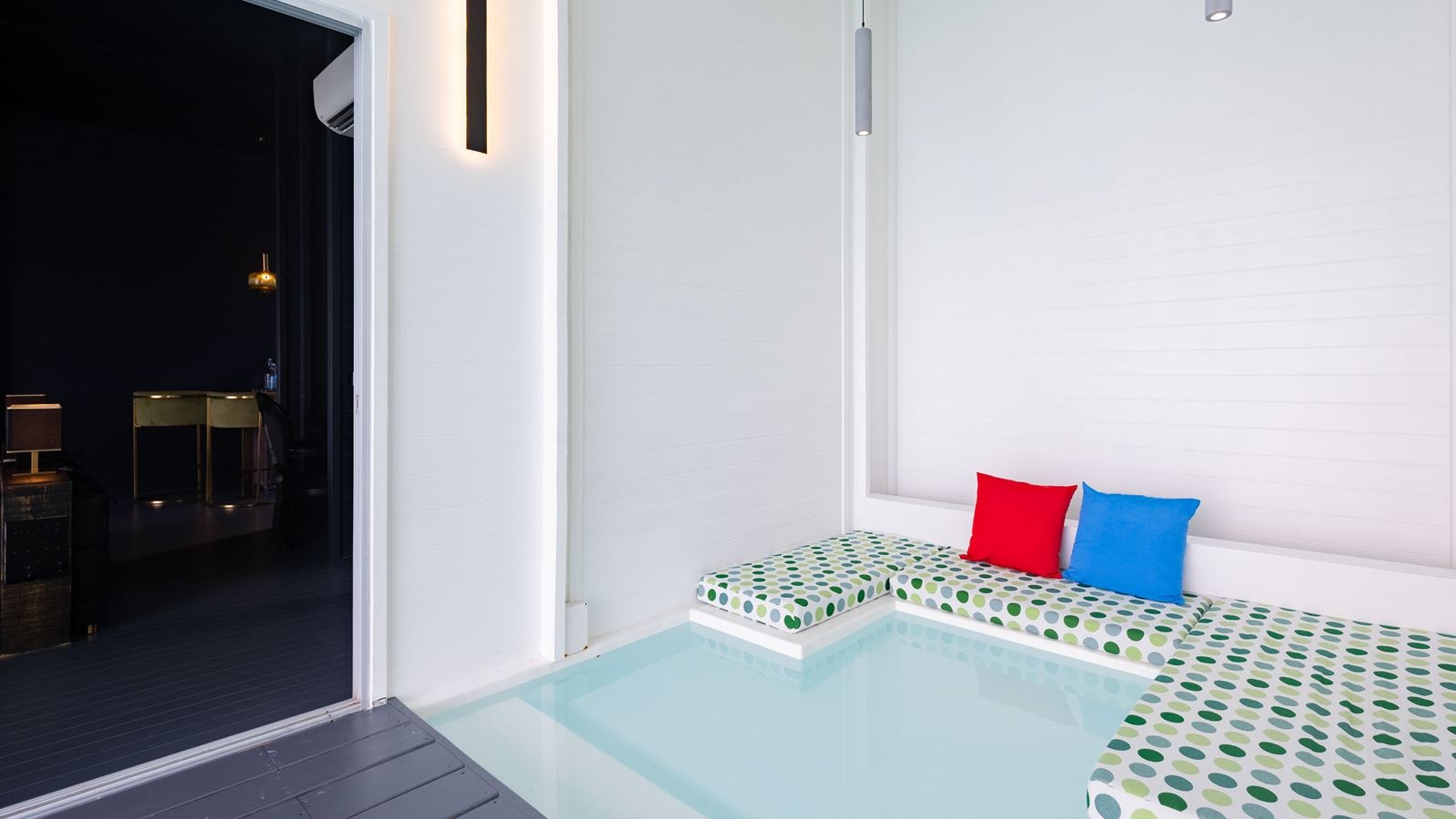 rooms-odi-water-villa-with-private-pool