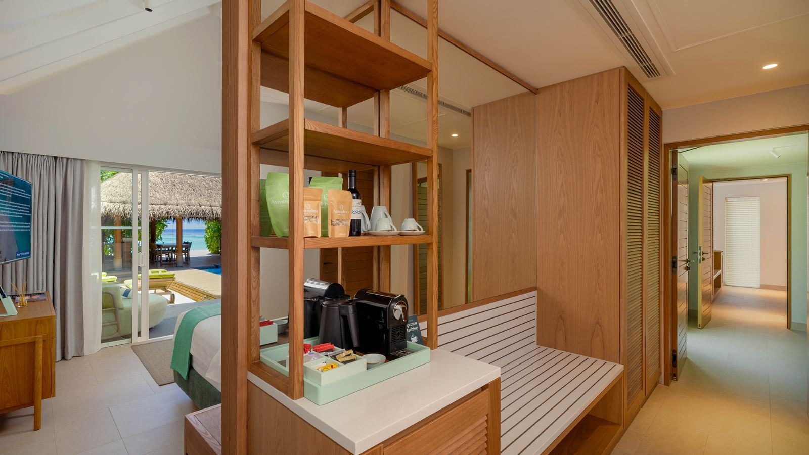 rooms-two-bedroom-family-beach-villa-with-pool