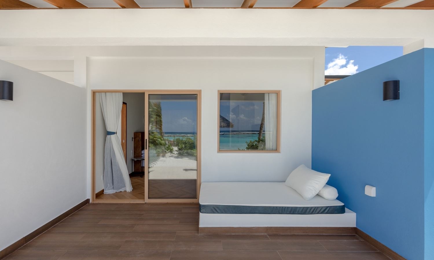 rooms-family-beach-villa