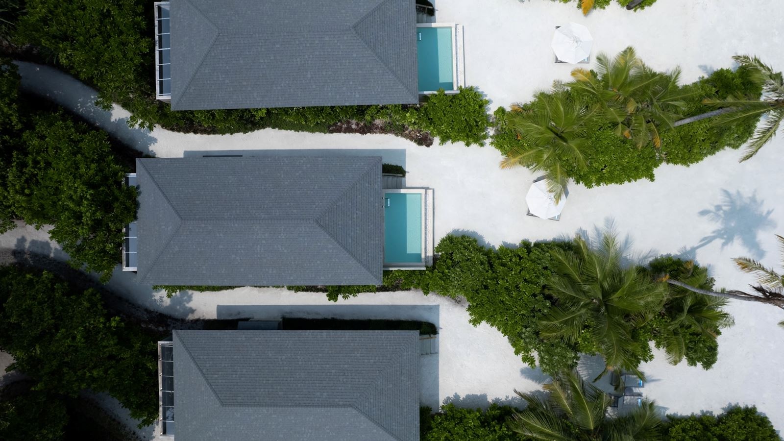 rooms-mabin-beach-pool-villa