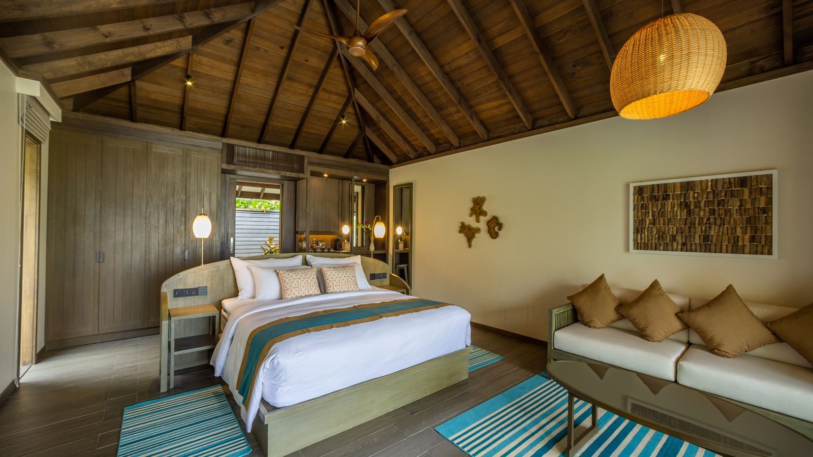 rooms-mabin-beach-pool-villa