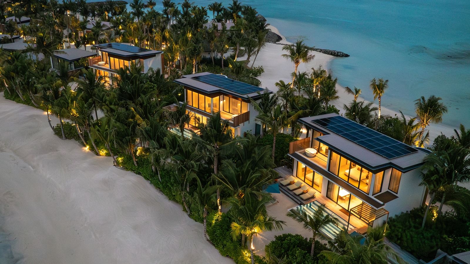 rooms-two-bedroom-lagoon-beach-pool-loft