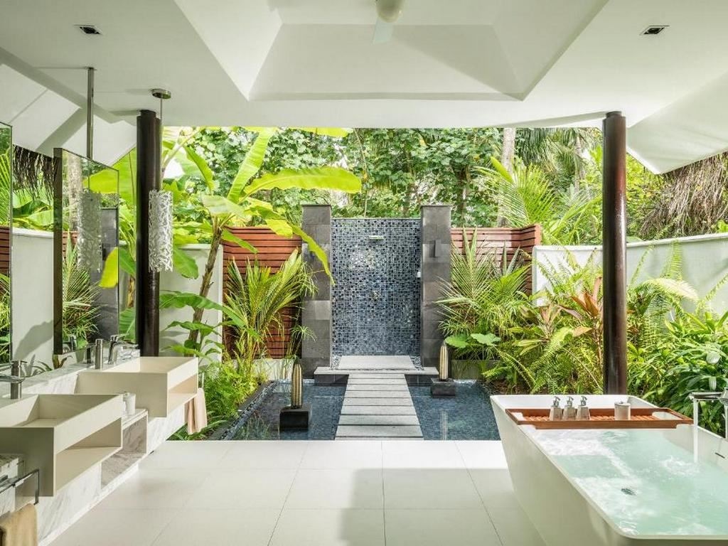 rooms-family-beach-pool-villa