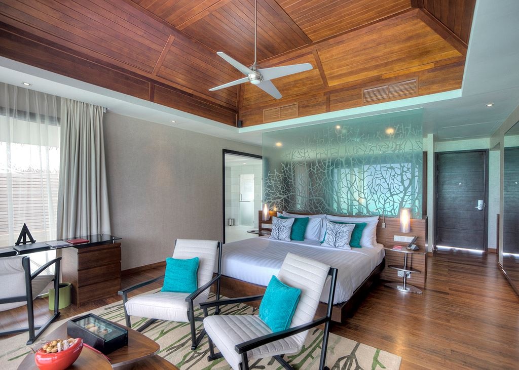 rooms-over-water-pool-villa