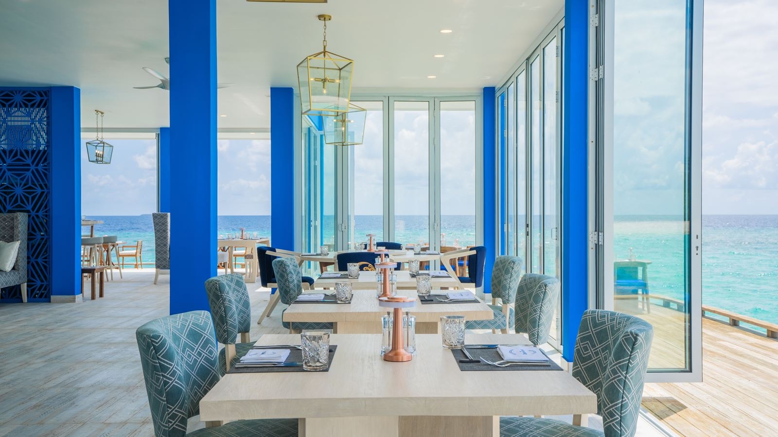 restaurants-the-waterfront