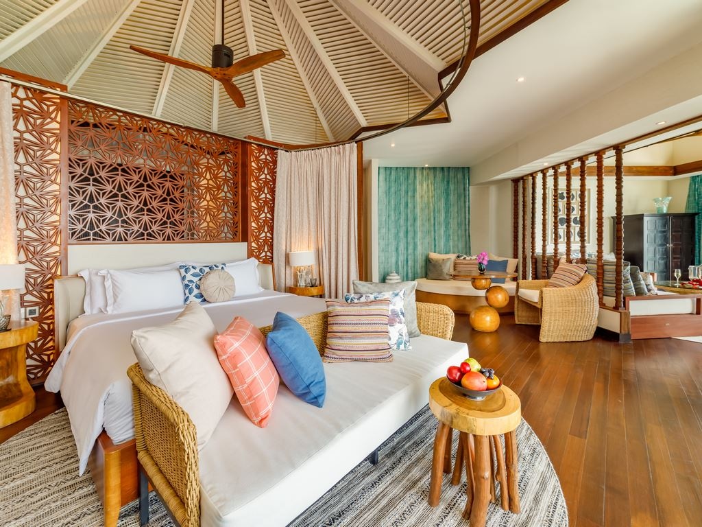 rooms-ocean-pool-suite