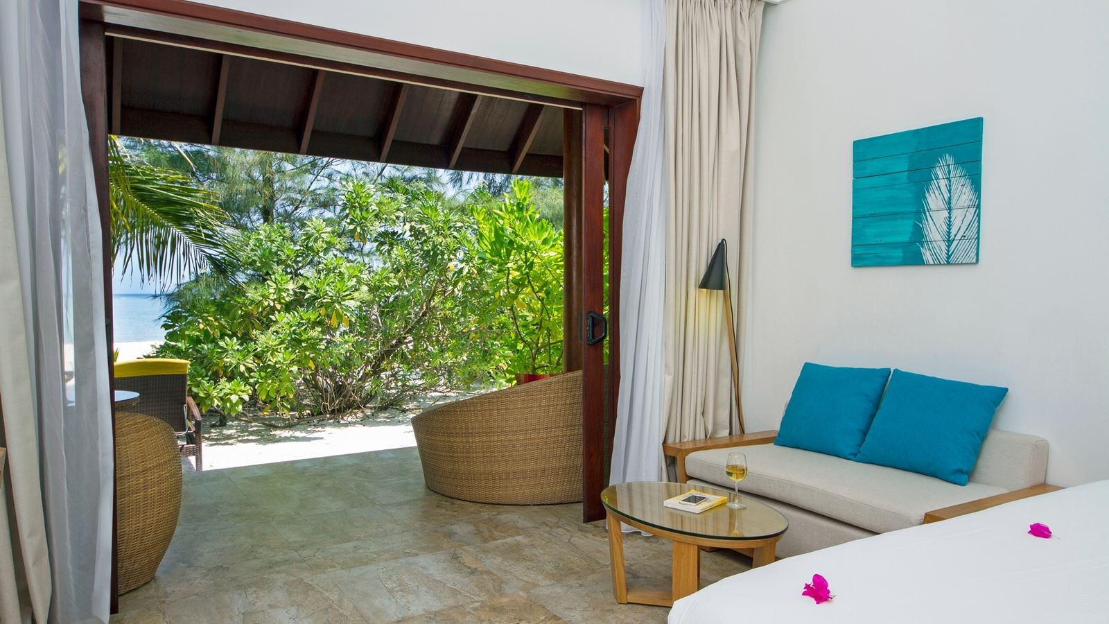 rooms-premium-beach-villa