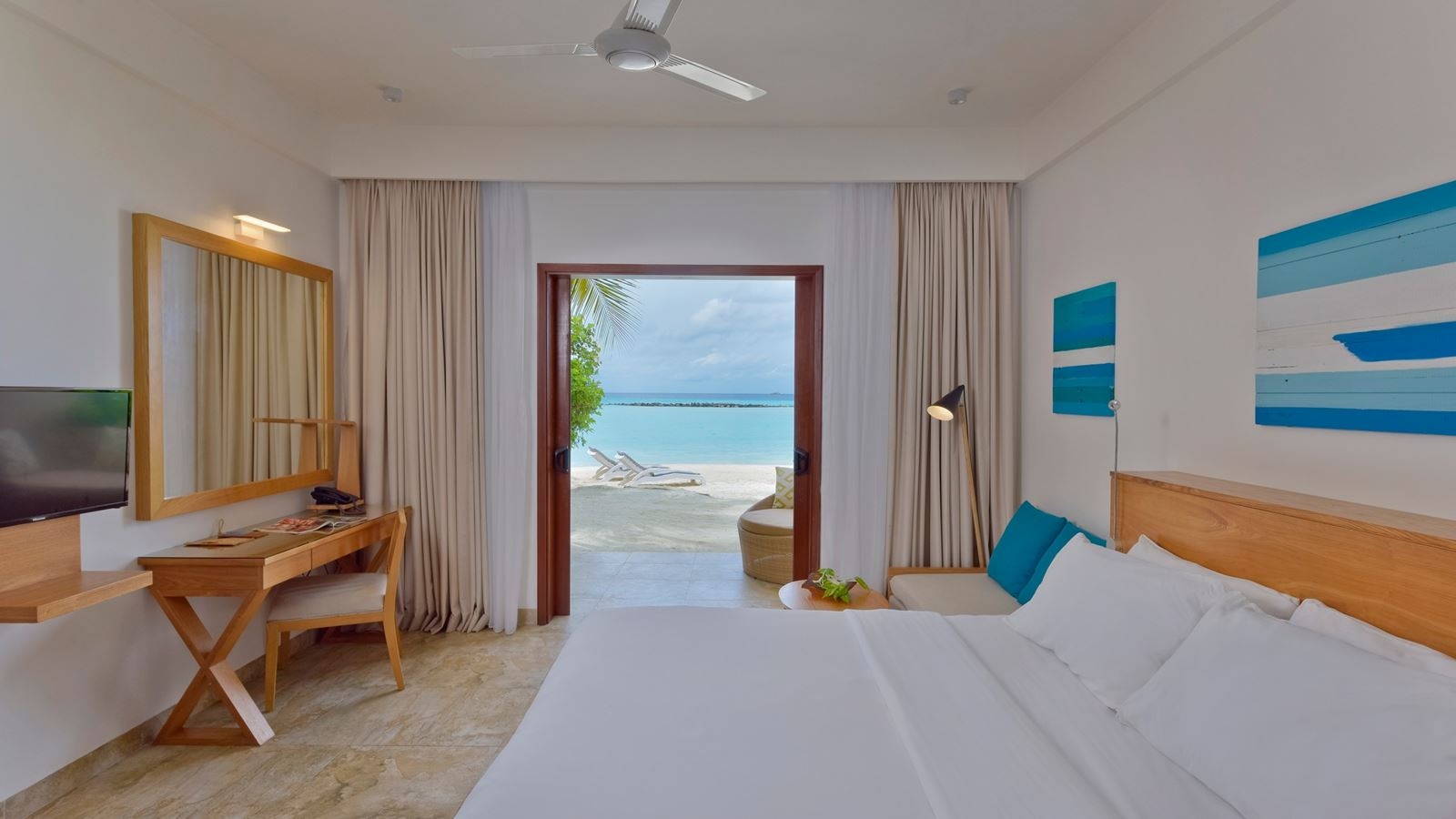 rooms-superior-beach