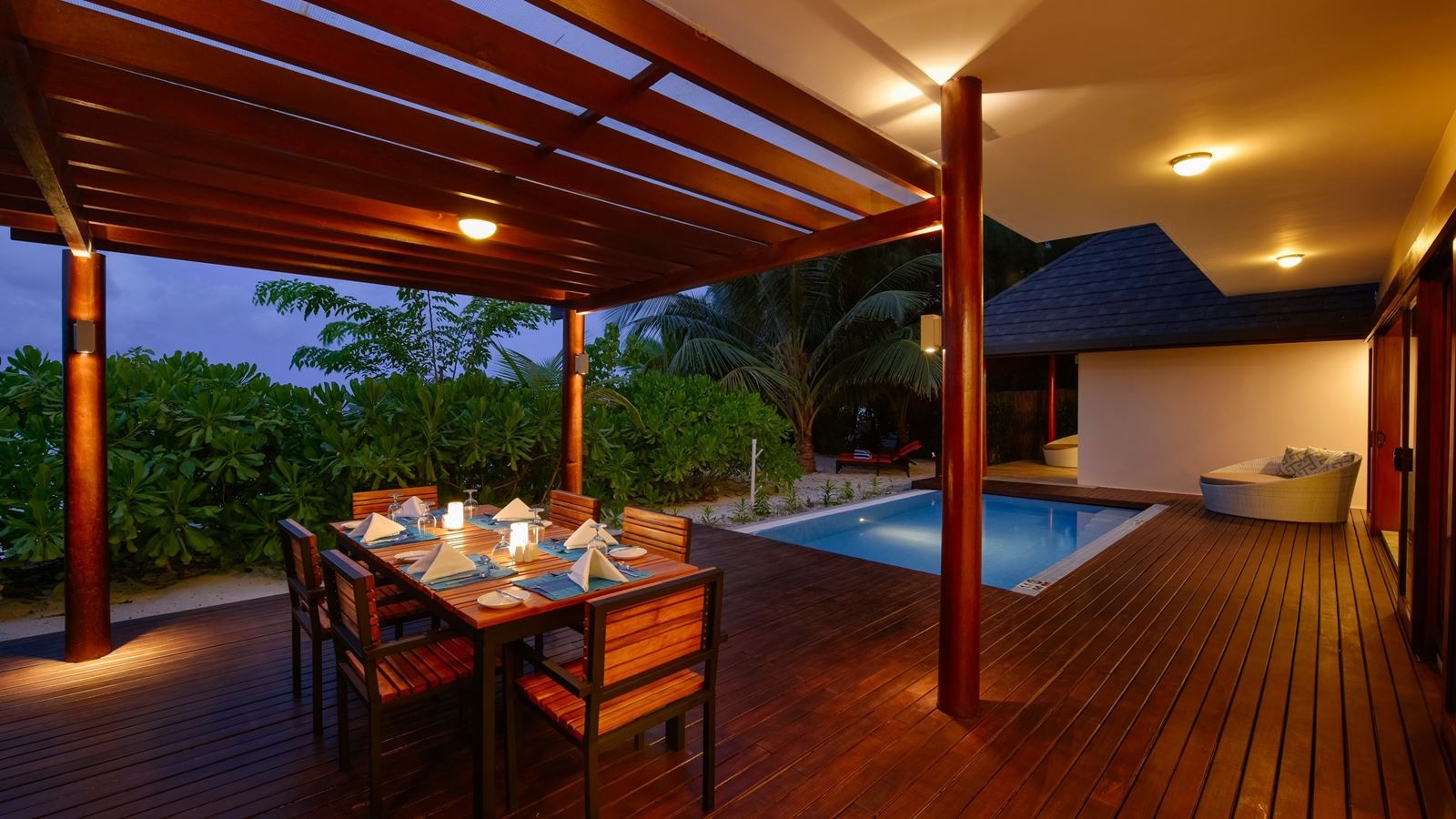 rooms-the-summer-house