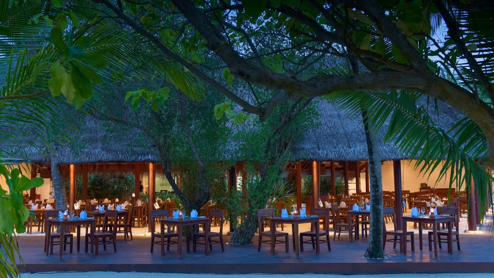 restaurants-samuga-restaurant