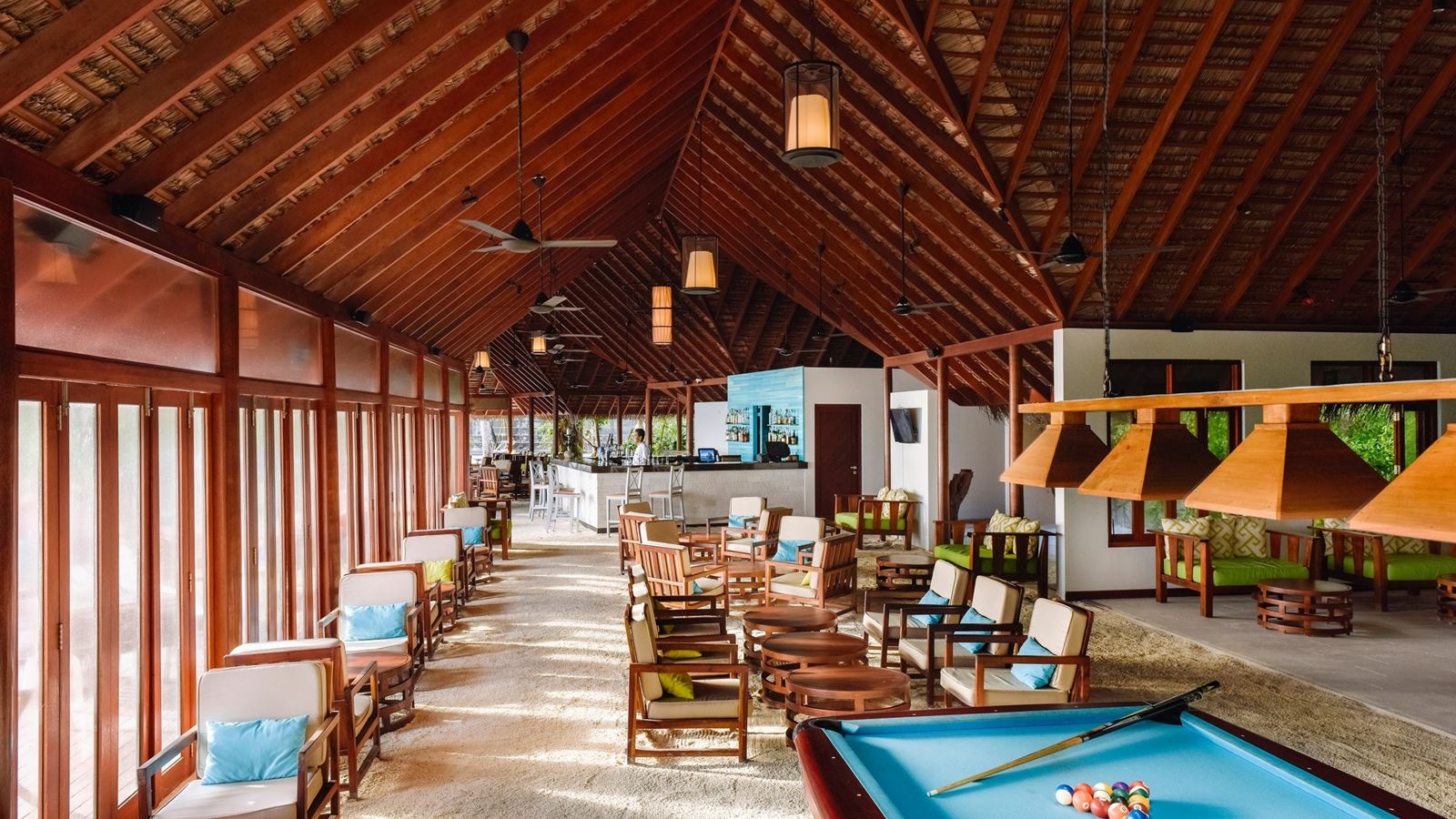 restaurants-nevi-bar