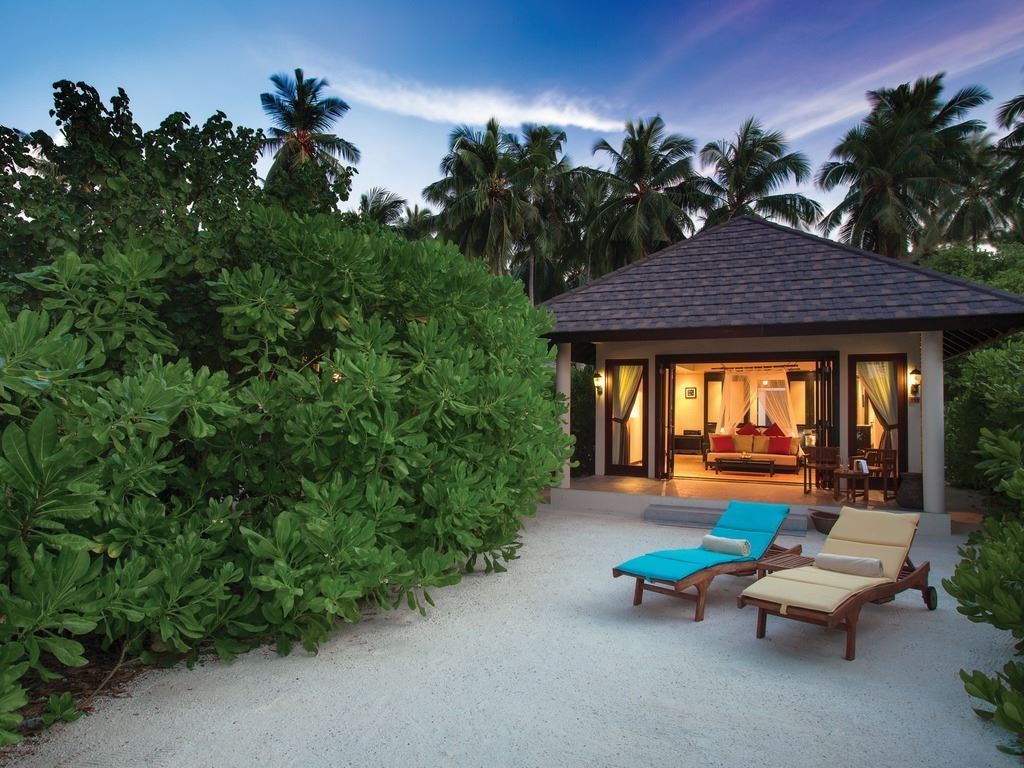 rooms-sunset-beach-villa