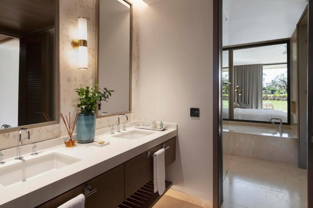 rooms-premier-junior-suite-patio