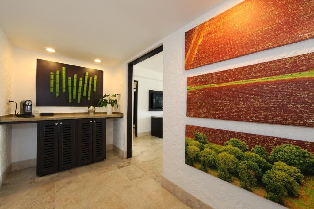 rooms-elite-patio-room