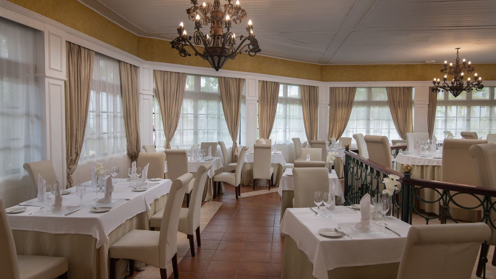 restaurants-le-gourmet-restaurant