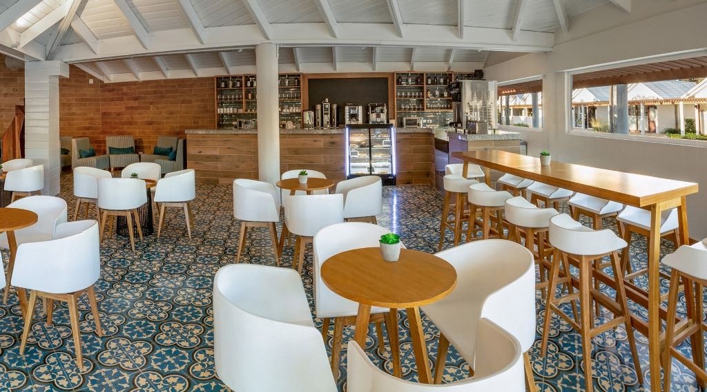 restaurants-main-building