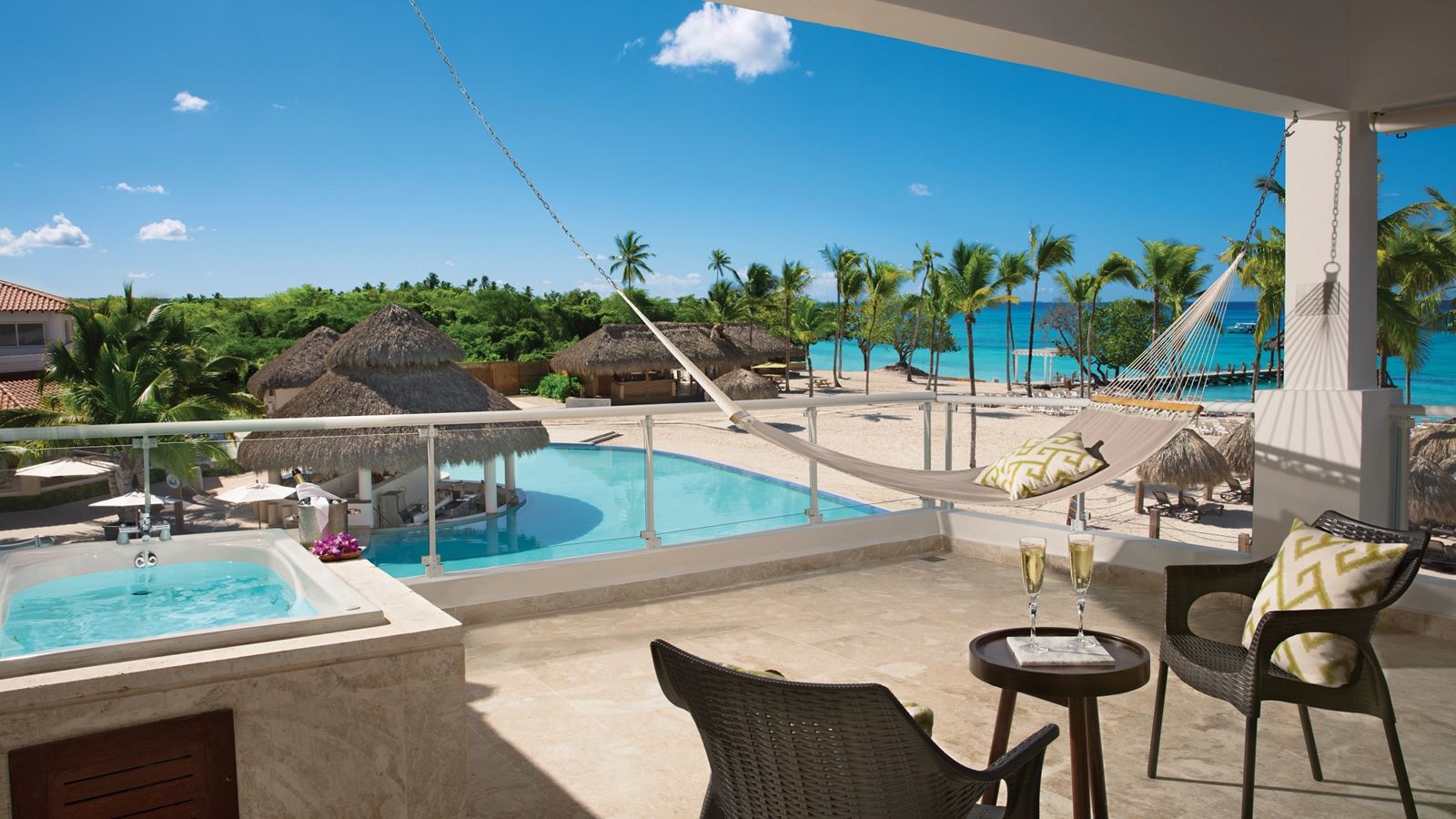 rooms-preferred-club-honeymoon-suite